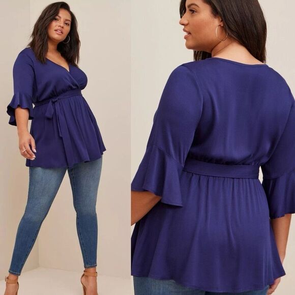 TORRID Navy Blue Babydoll Challis Surplice Bell Sleeve Top 2X - Picture 1 of 7
